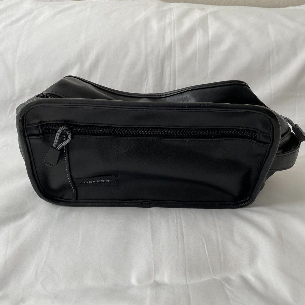 Dockers Travel Toiletries Bag
